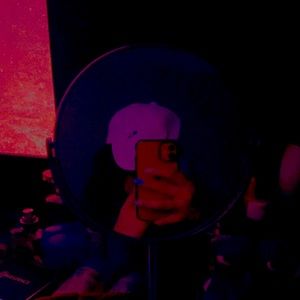 Meet your Posher, Genesis g.